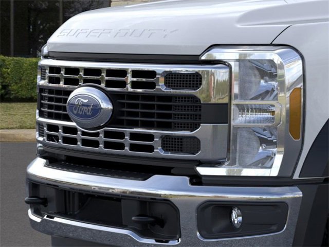 New 2026 Ford F550 image 17