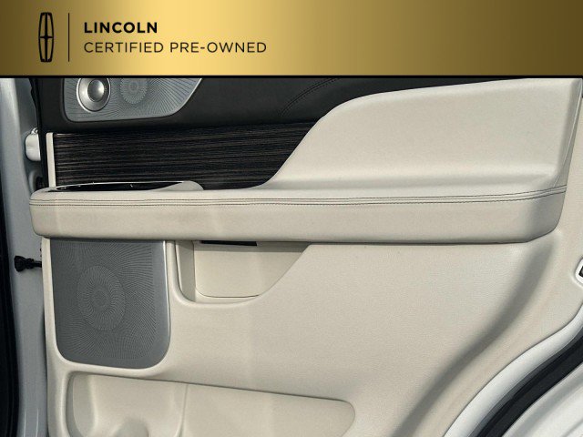 Certified 2022 Lincoln Navigator Black Label AWD/4WD image 36