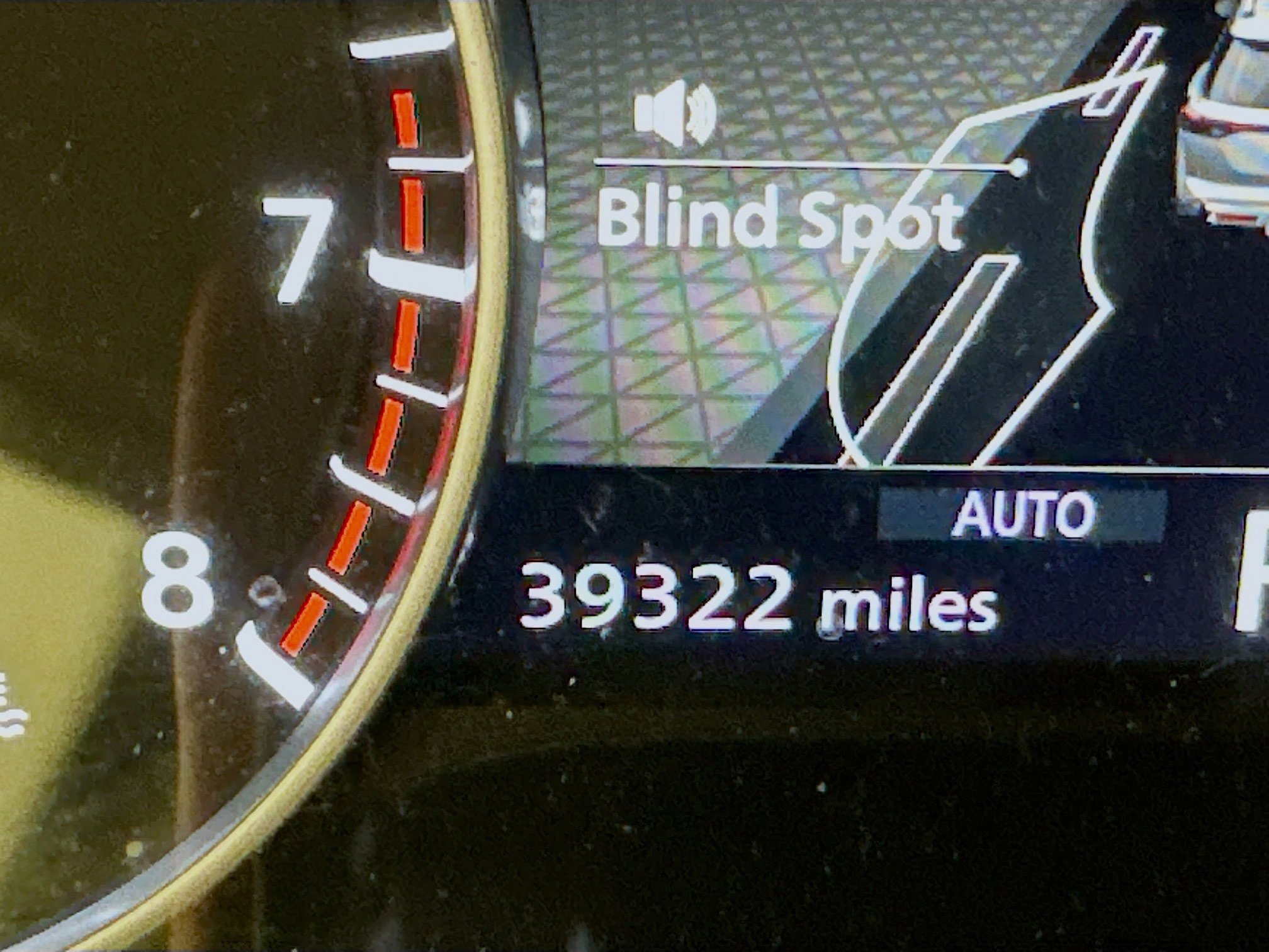 Used 2024 Nissan Pathfinder SV image 19