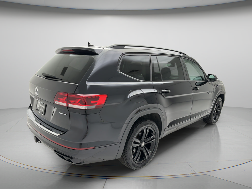 Used 2023 Volkswagen Atlas SEL R-Line AWD/4WD image 5