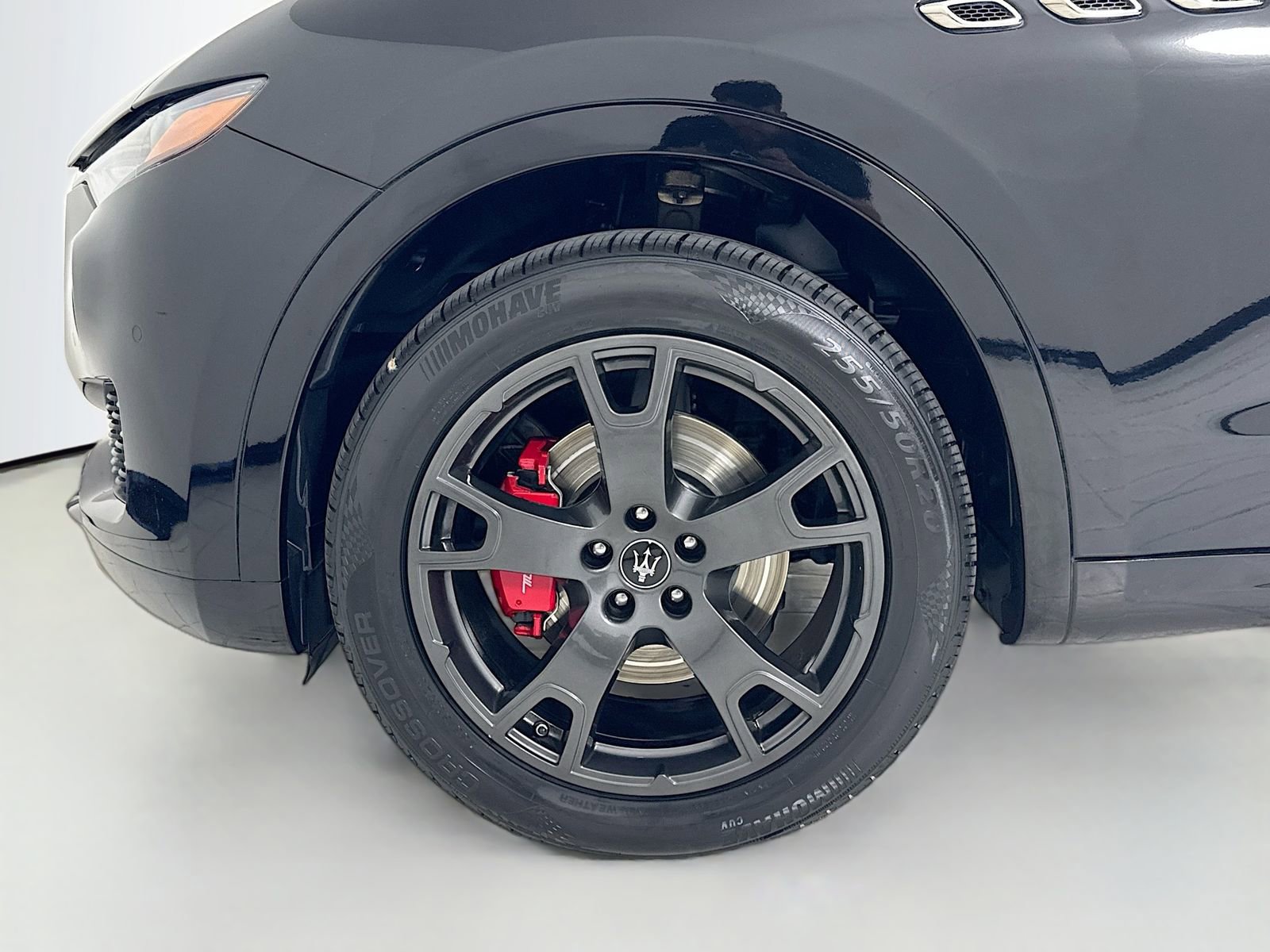 Used 2021 Maserati Levante image 9