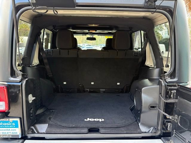 Used 2014 Jeep Wrangler Unlimited Sahara w/ Connectivity Group image 35