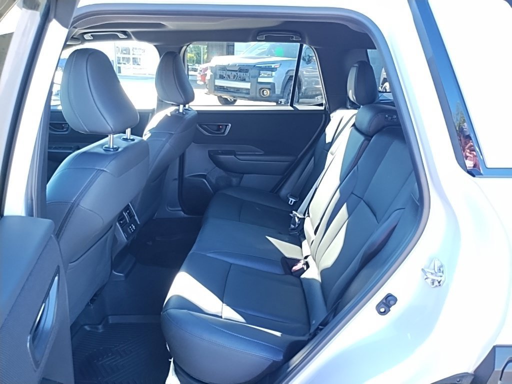 Used 2026 Subaru Outback Premium AWD/4WD image 27