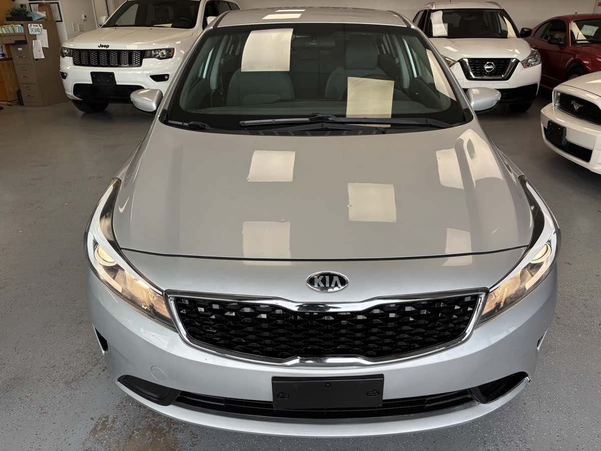 Used 2018 Kia Forte LX FWD image 9