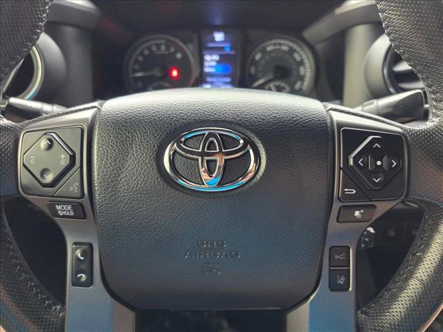 Used 2020 Toyota Tacoma TRD Off-Road w/ Technology Package AWD/4WD image 20