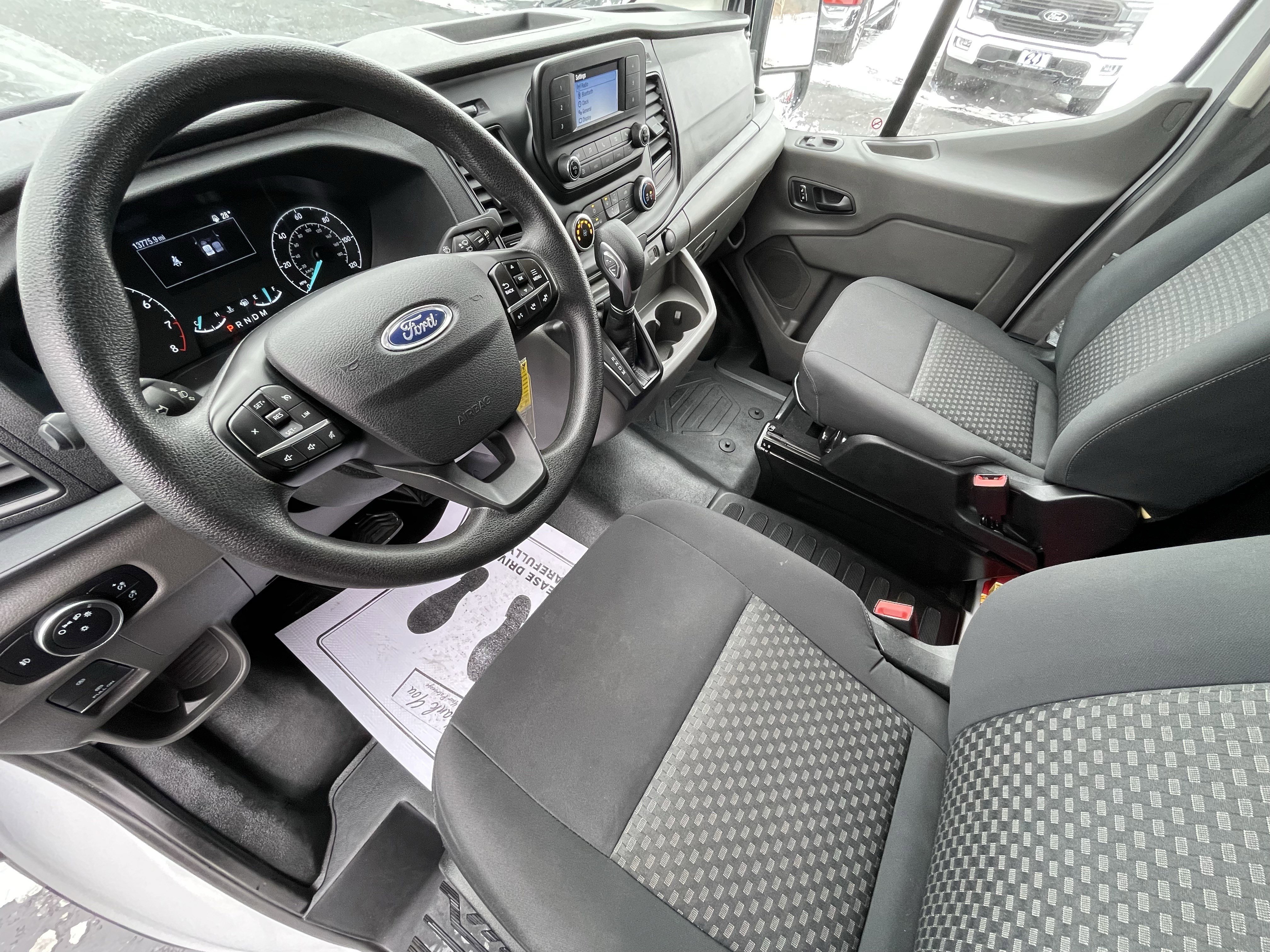 Used 2024 Ford Transit 250 Low Roof w/ Exterior Upgrade Package image 18