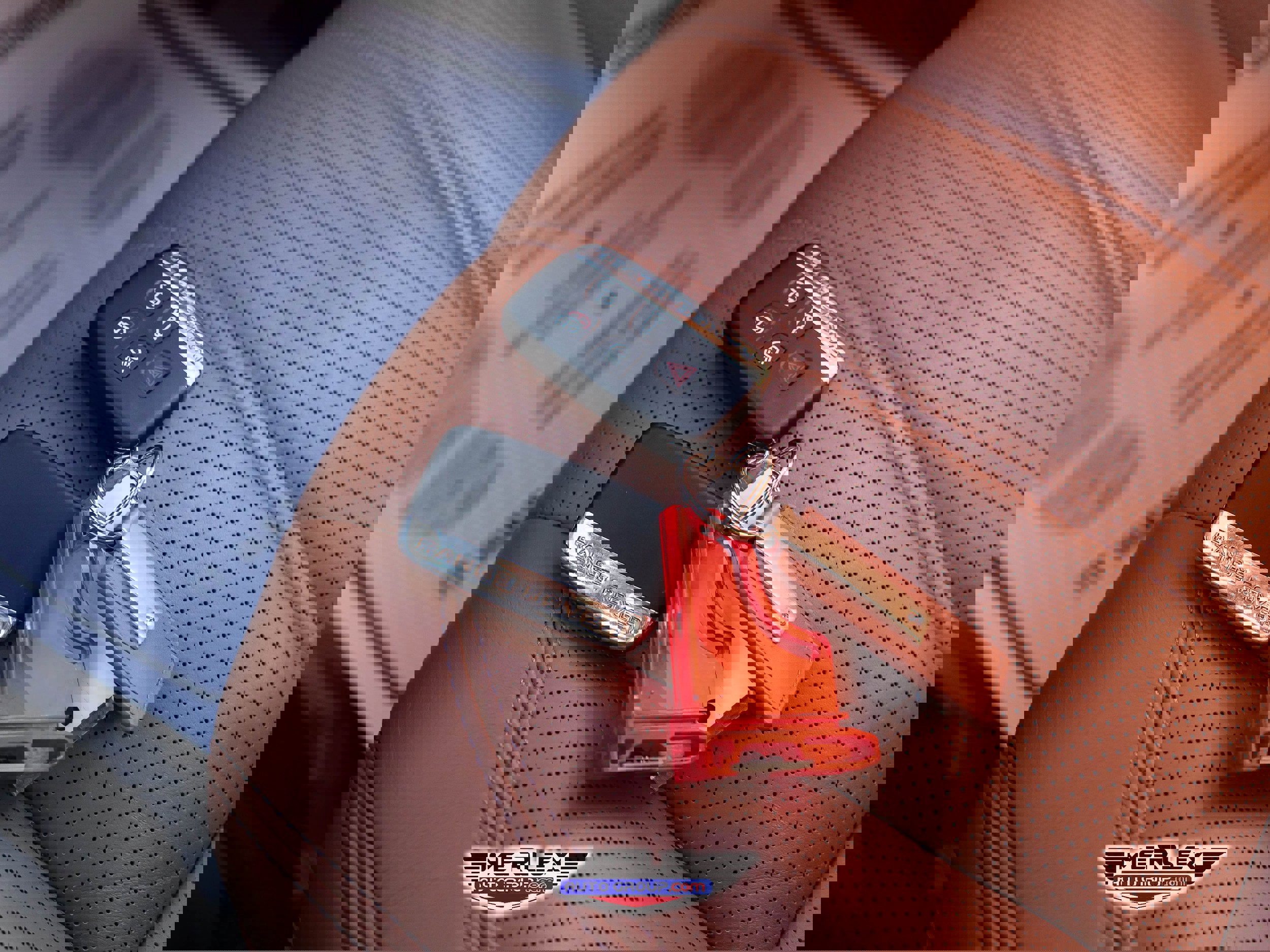 Used 2017 Land Rover Range Rover Autobiography image 58