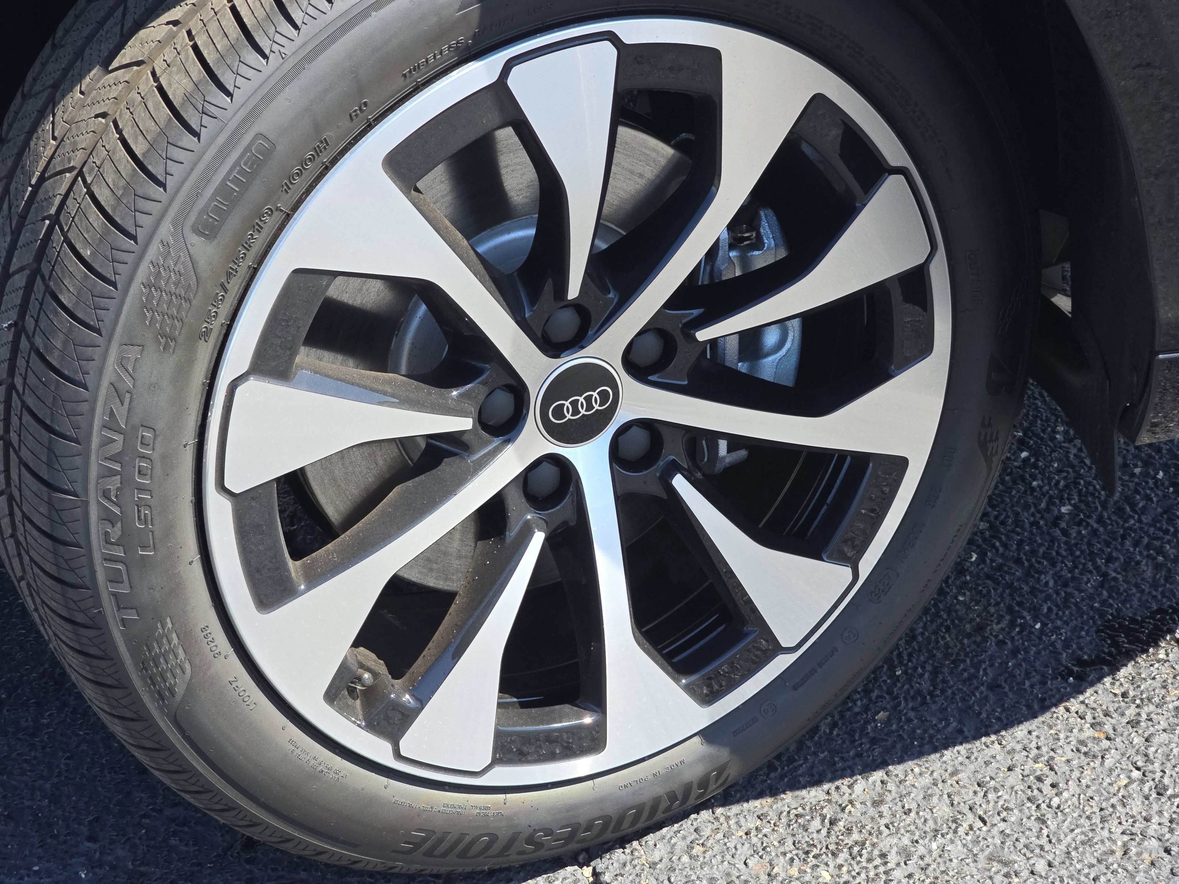 New 2026 Audi Q3 quattro 2.0T image 15