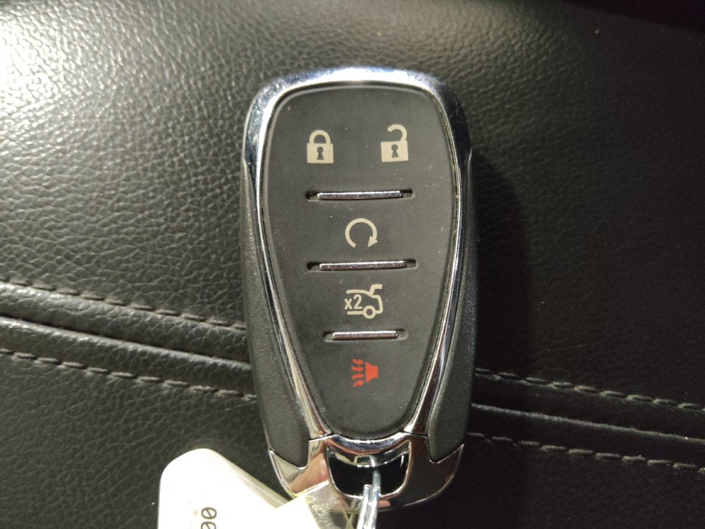 Used 2020 Chevrolet Malibu LT FWD image 32
