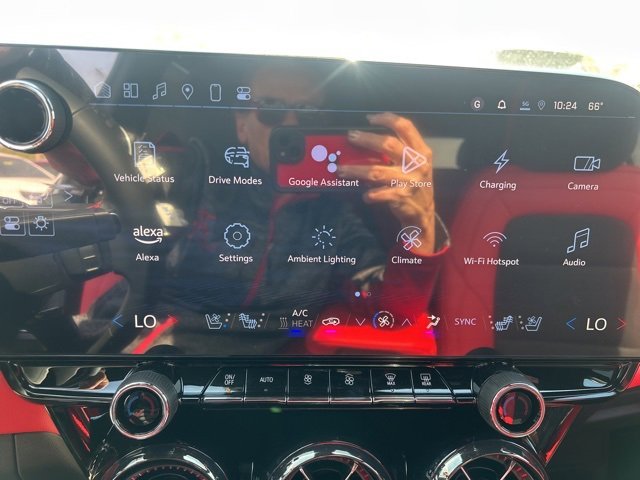 New 2025 Chevrolet Blazer EV RS image 24