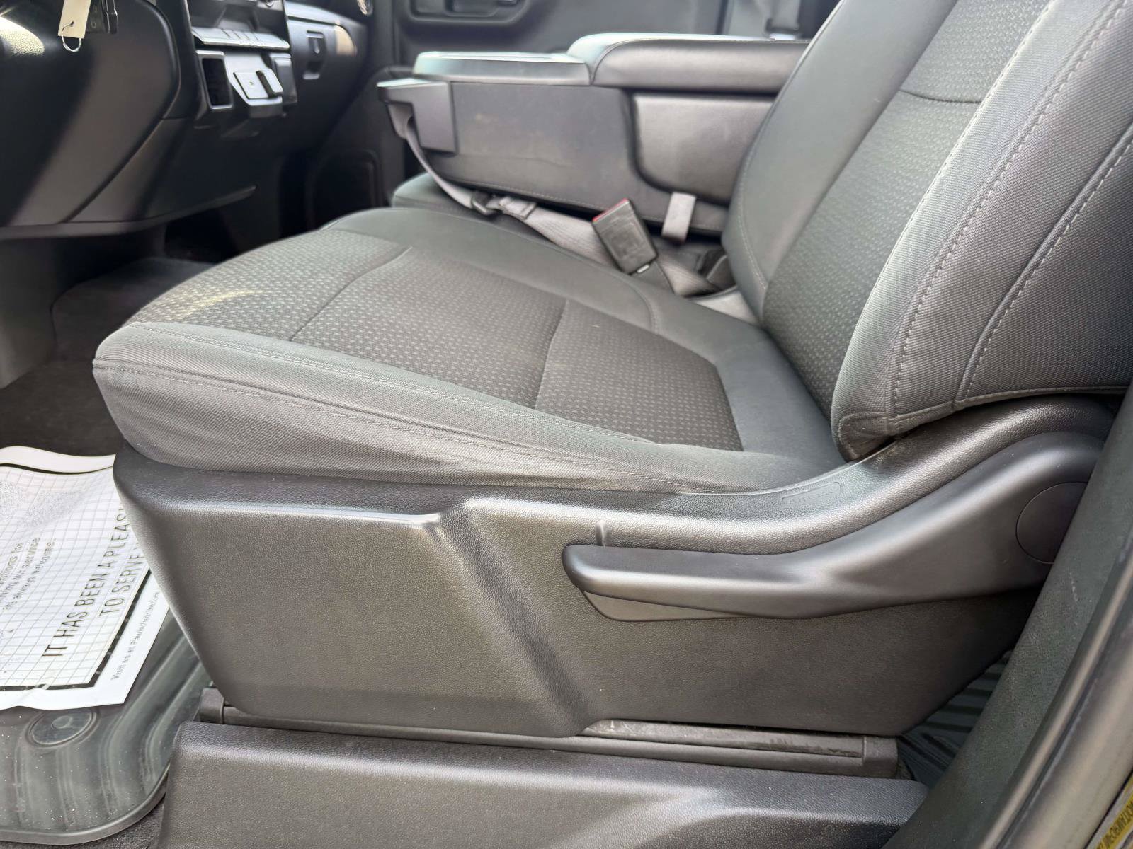 Used 2020 Chevrolet Silverado 1500 Custom w/ Custom Value Package AWD/4WD image 14