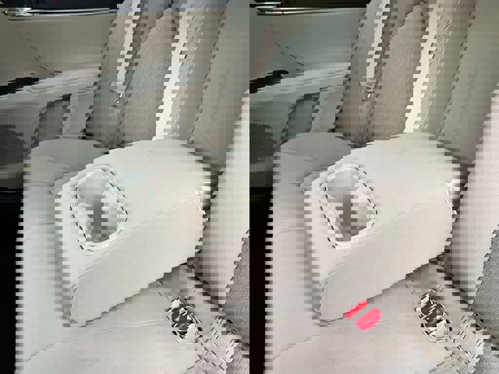 Used 2023 Toyota Camry LE image 18