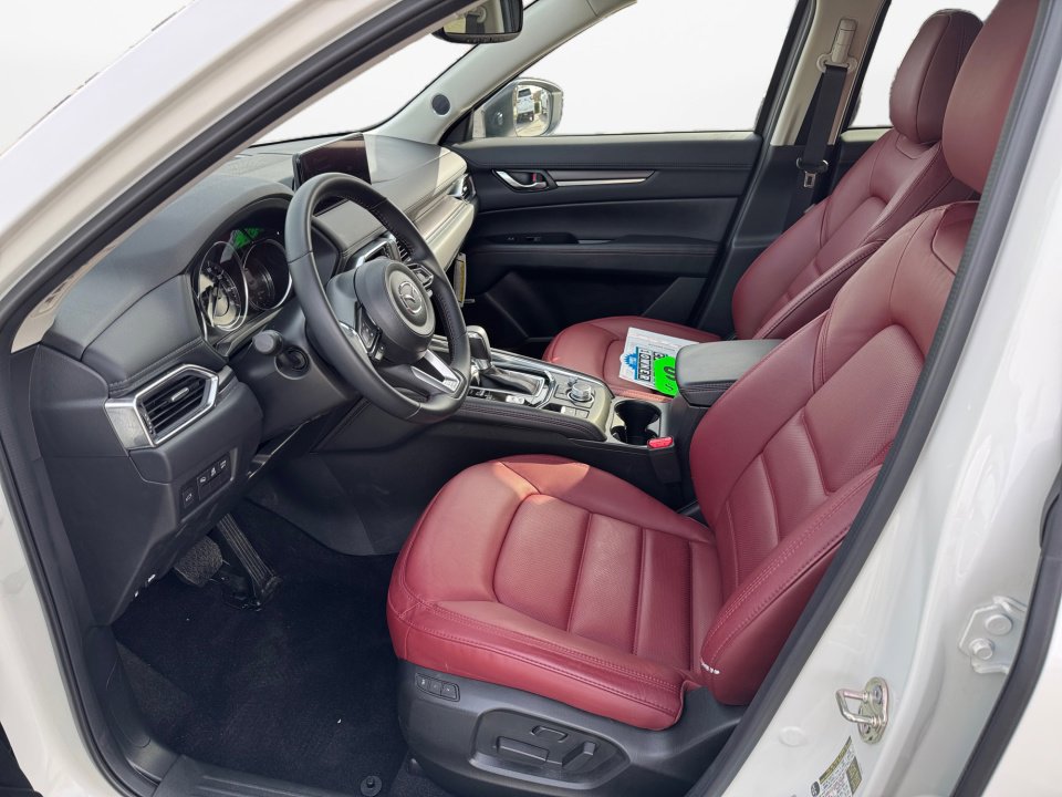 Certified 2025 MAZDA CX-5 Carbon Edition image 11