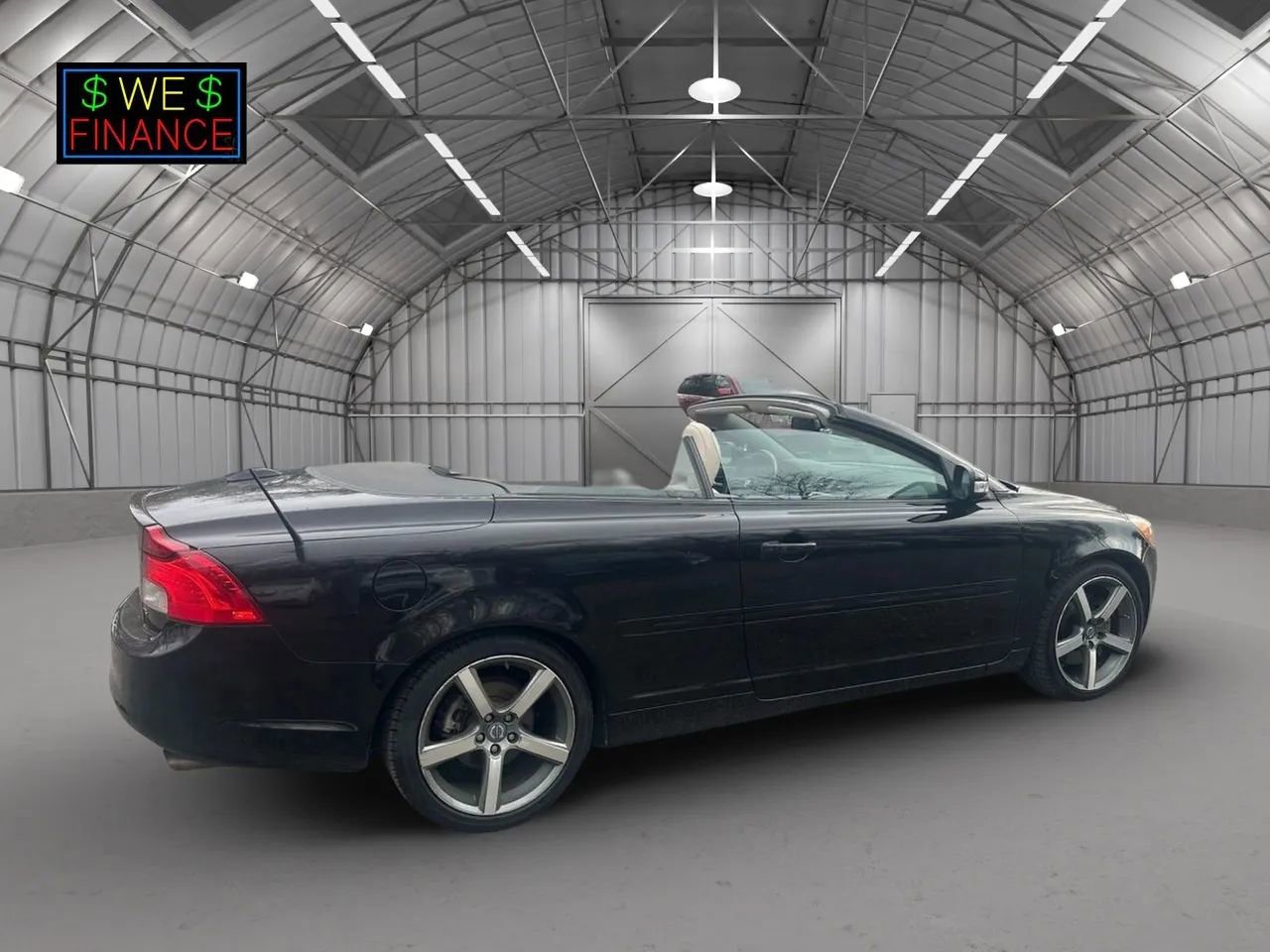 Used 2011 Volvo C70 T5 image 3