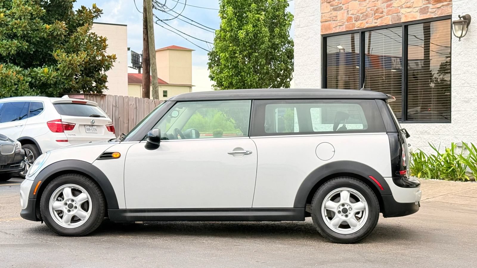 Used 2011 MINI Cooper Clubman FWD image 17
