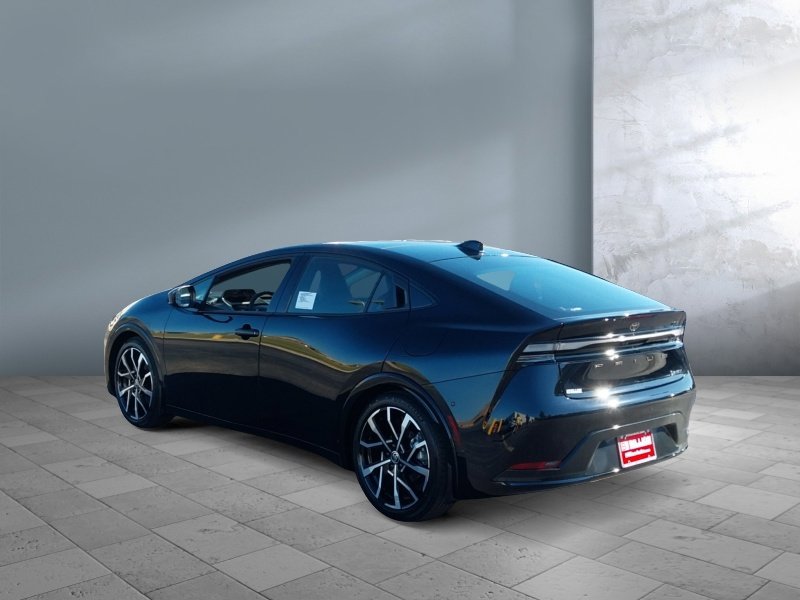 New 2026 Toyota Prius Plug-In Hybrid image 4