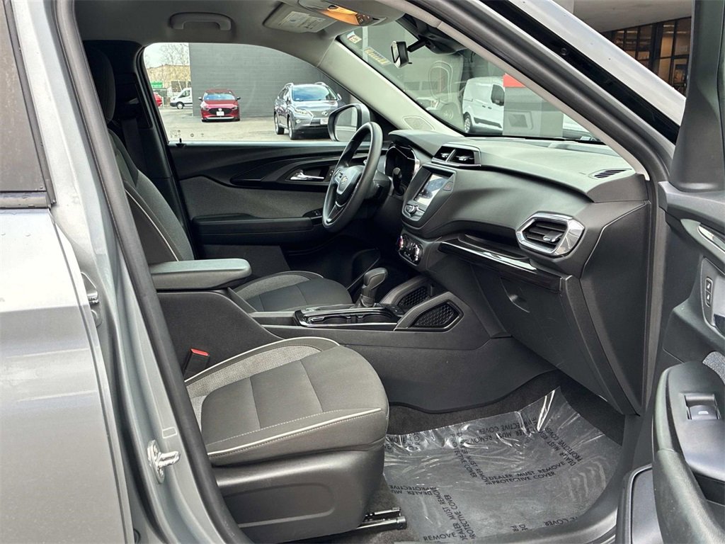 Used 2023 Chevrolet TrailBlazer LT image 10