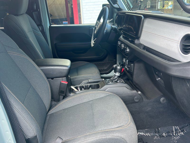 Used 2024 Jeep Wrangler Unlimited w/ Convenience Group image 9