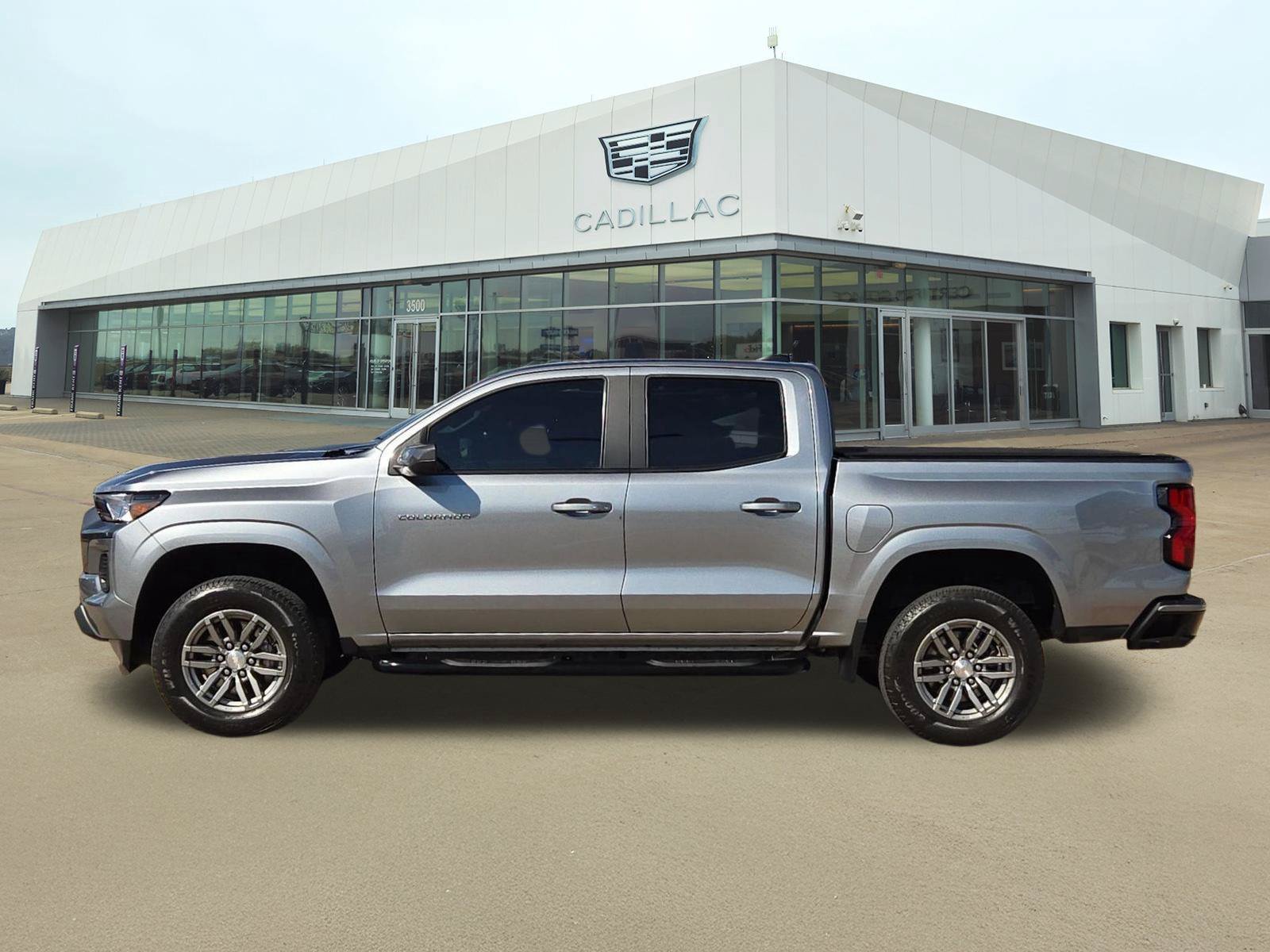 Used 2024 Chevrolet Colorado LT w/ LT Convenience Package RWD image 3