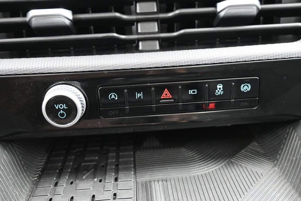 Used 2025 Ford Explorer ST AWD/4WD image 18