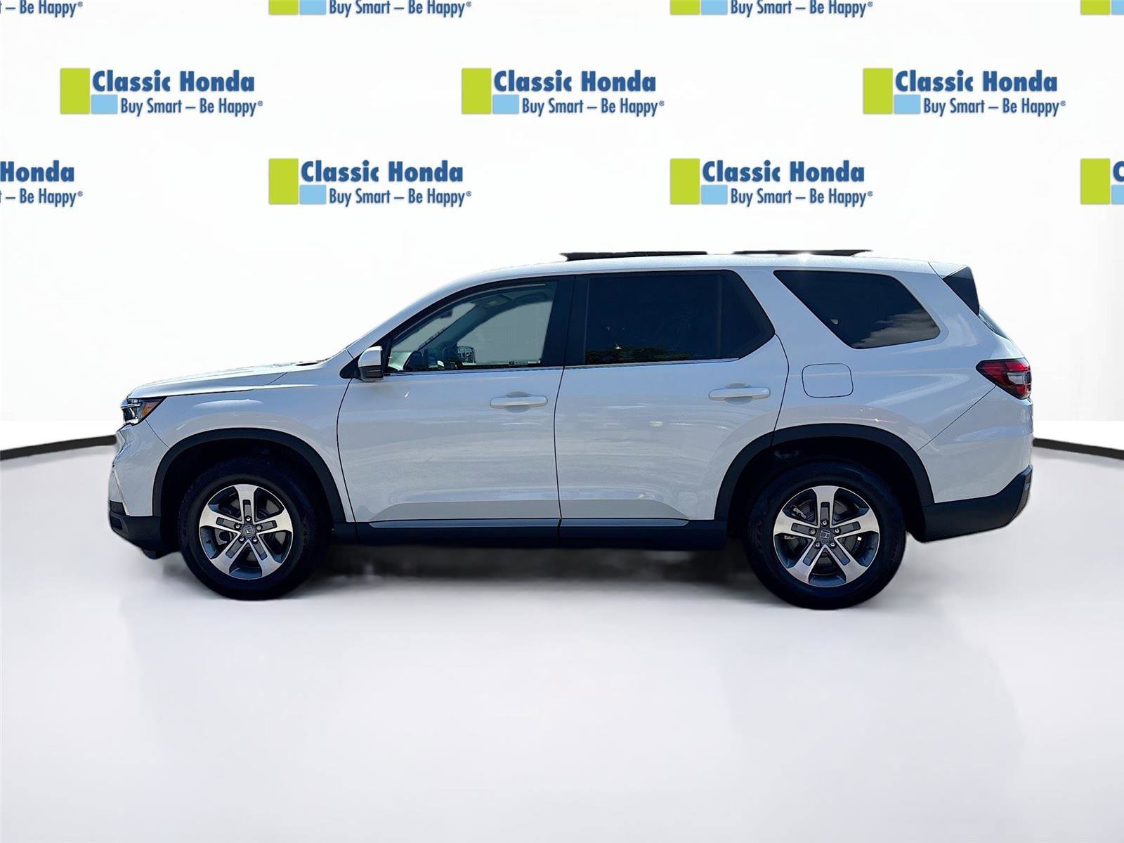 Certified 2025 Honda Pilot EX-L image 4