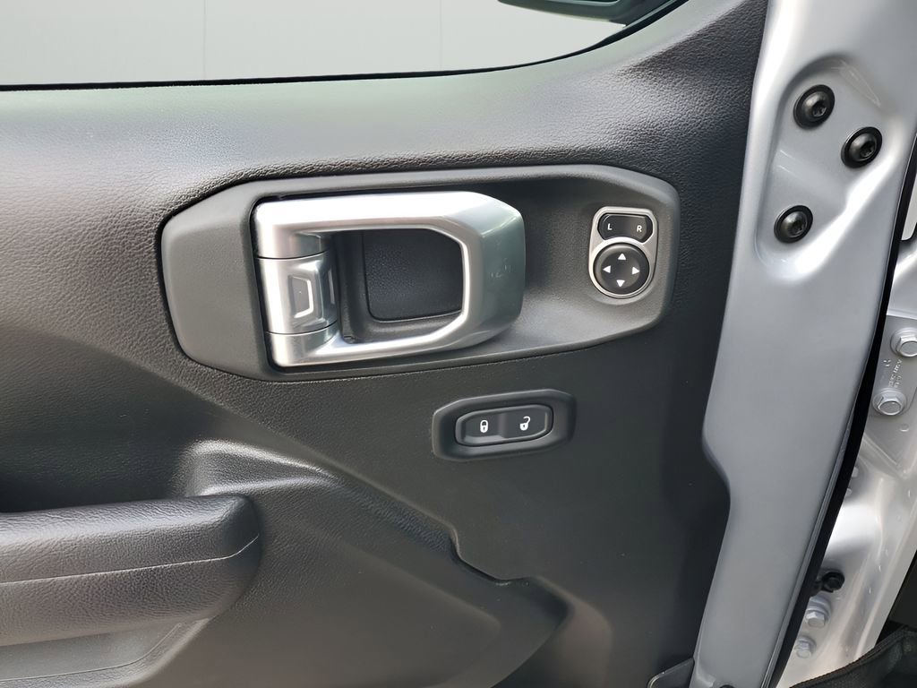 Used 2024 Jeep Wrangler Sport S image 27