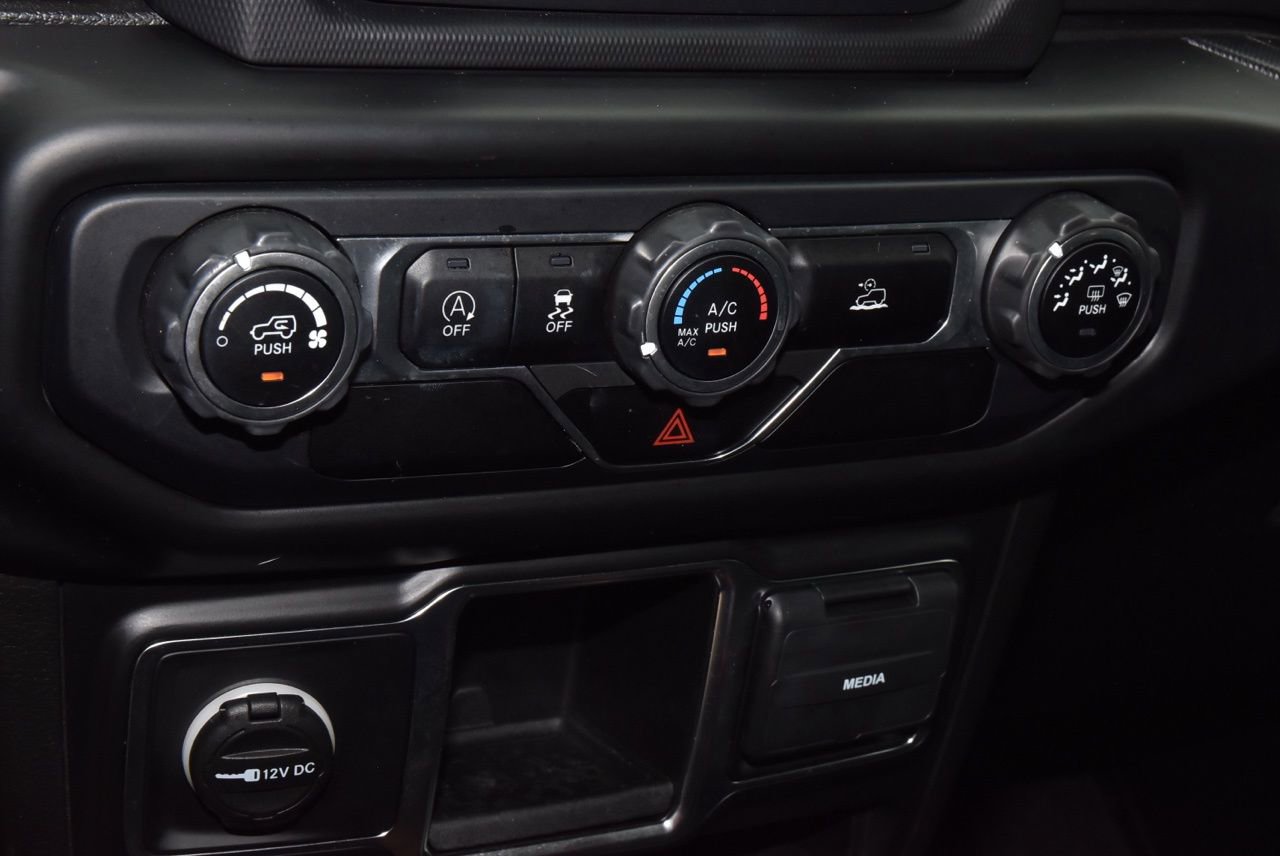 Used 2021 Jeep Wrangler Unlimited Sport AWD/4WD image 30