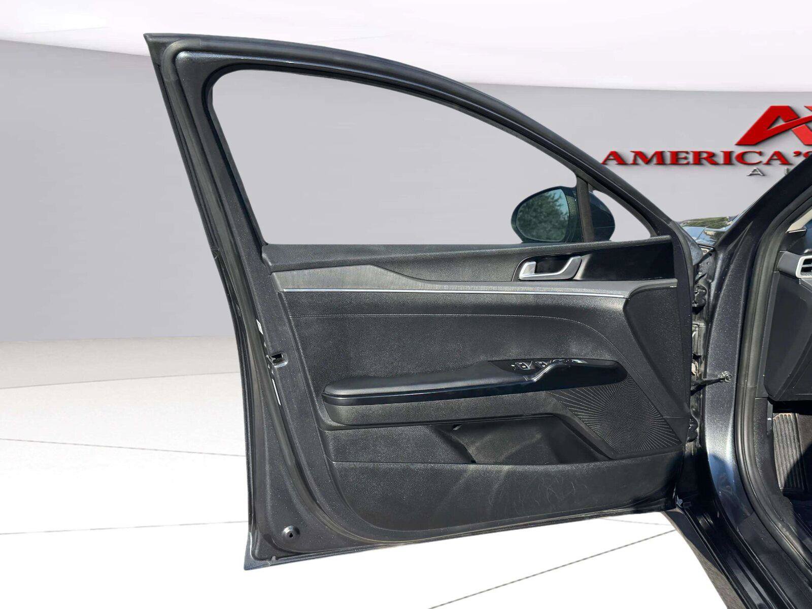 Used 2021 Kia K5 LXS FWD image 12