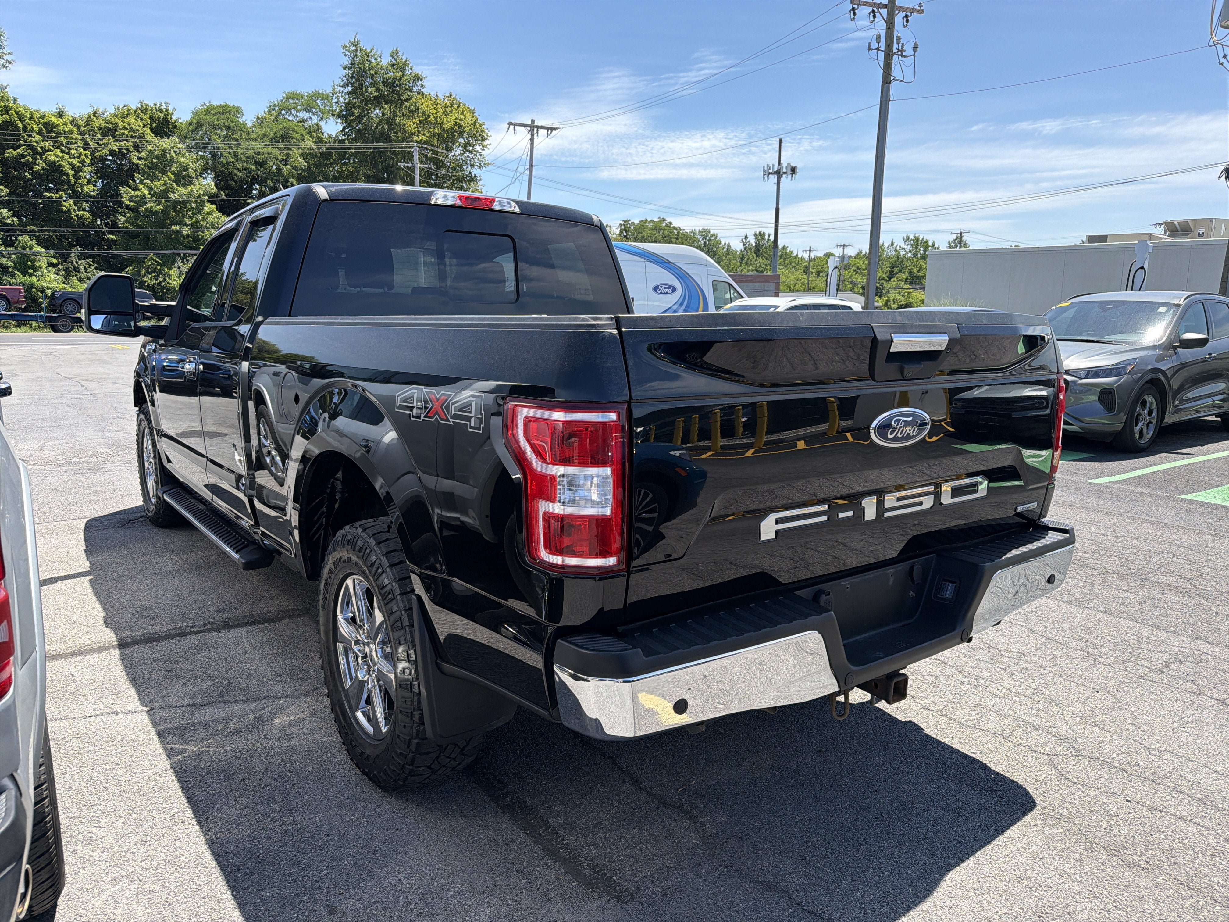 Used 2019 Ford F150 XLT w/ Equipment Group 302A Luxury AWD/4WD image 5