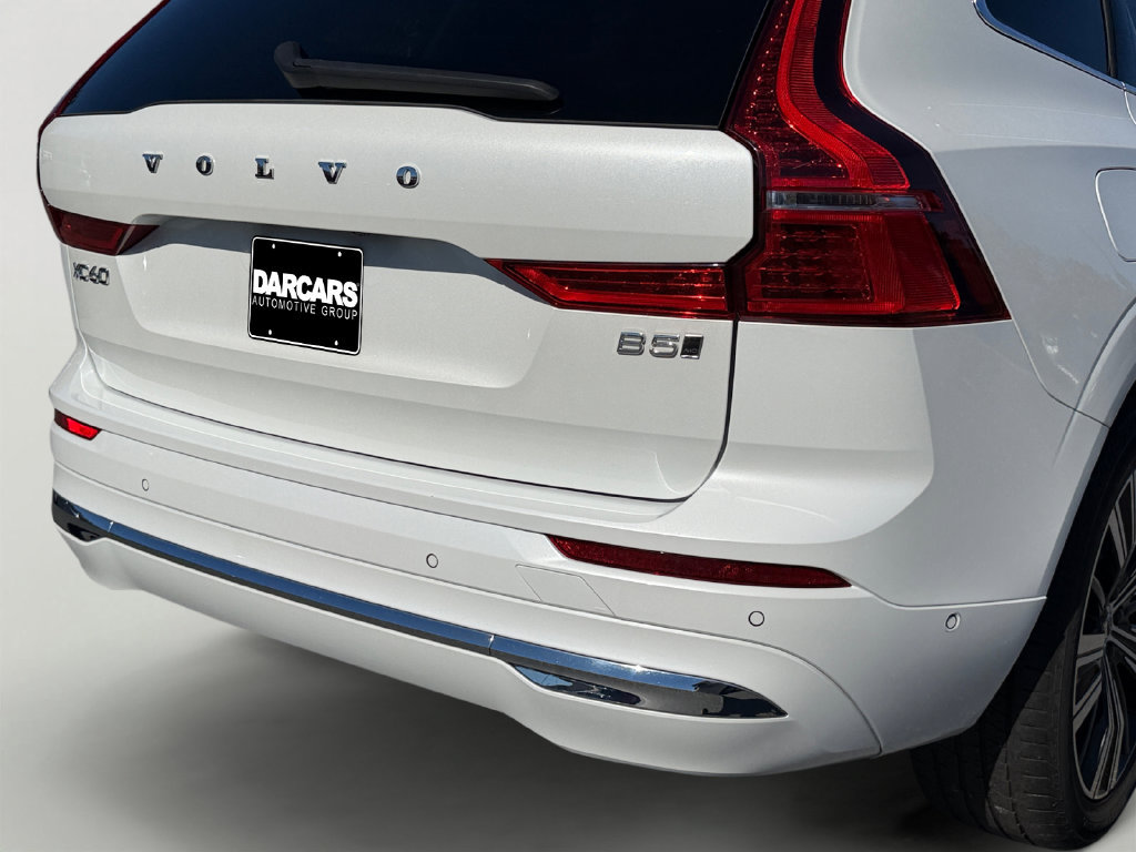 Used 2023 Volvo XC60 B5 Plus AWD/4WD image 10