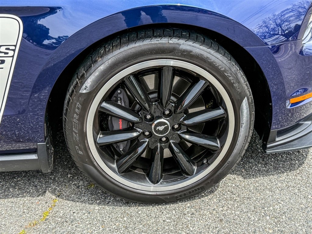 Used 2012 Ford Mustang Boss 302 w/ Boss 302 Accessory Pkg RWD image 32