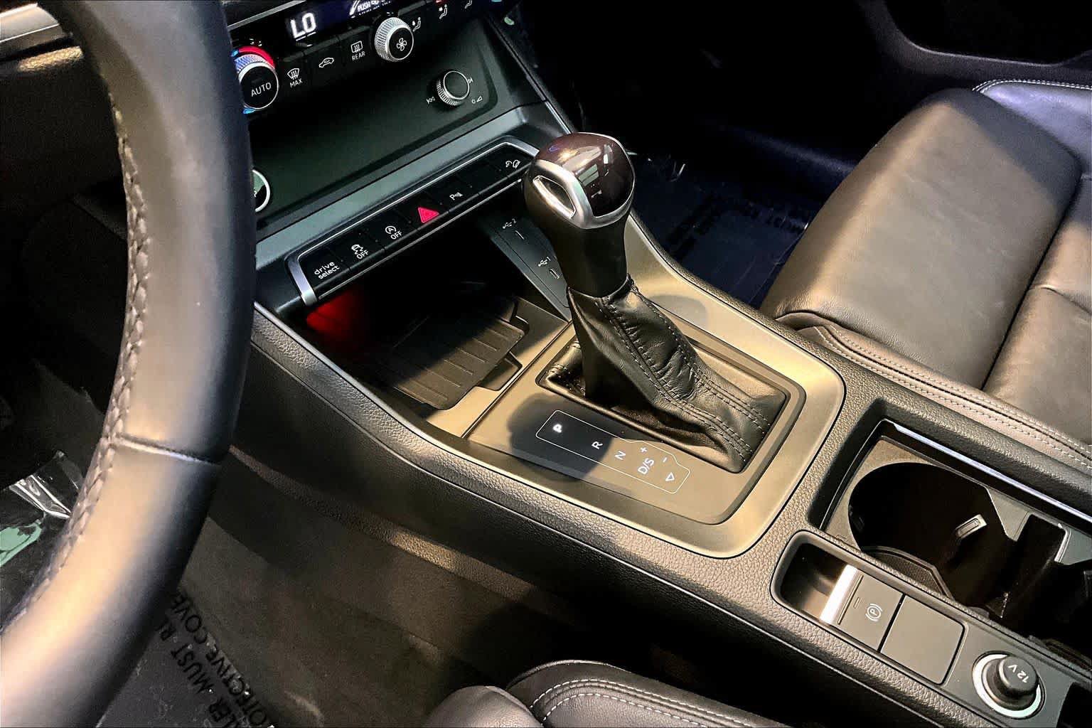 Certified 2024 Audi Q3 2.0T Premium Plus AWD/4WD image 17