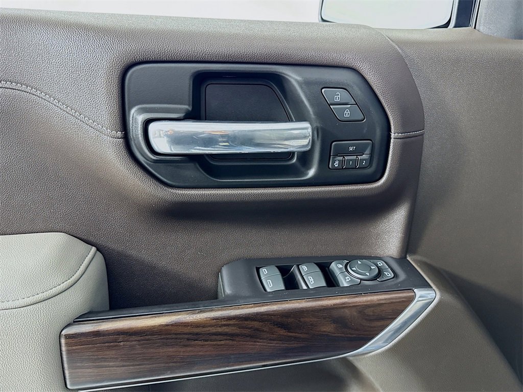 Used 2019 GMC Sierra 1500 SLT w/ SLT Premium Plus Package image 17