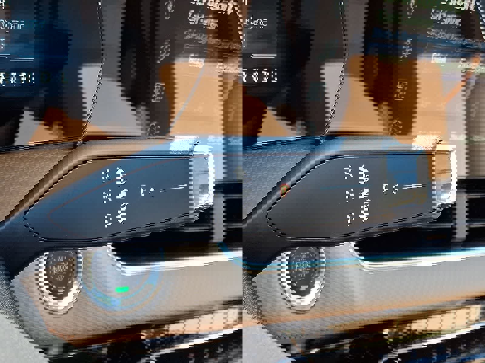 New 2026 Chevrolet Equinox ACTIV w/ Convenience Package III image 13