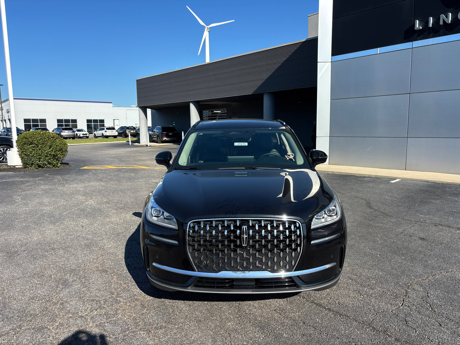 New 2025 Lincoln Corsair Reserve image 2