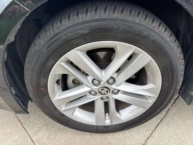 Used 2022 Toyota Corolla SE FWD image 18