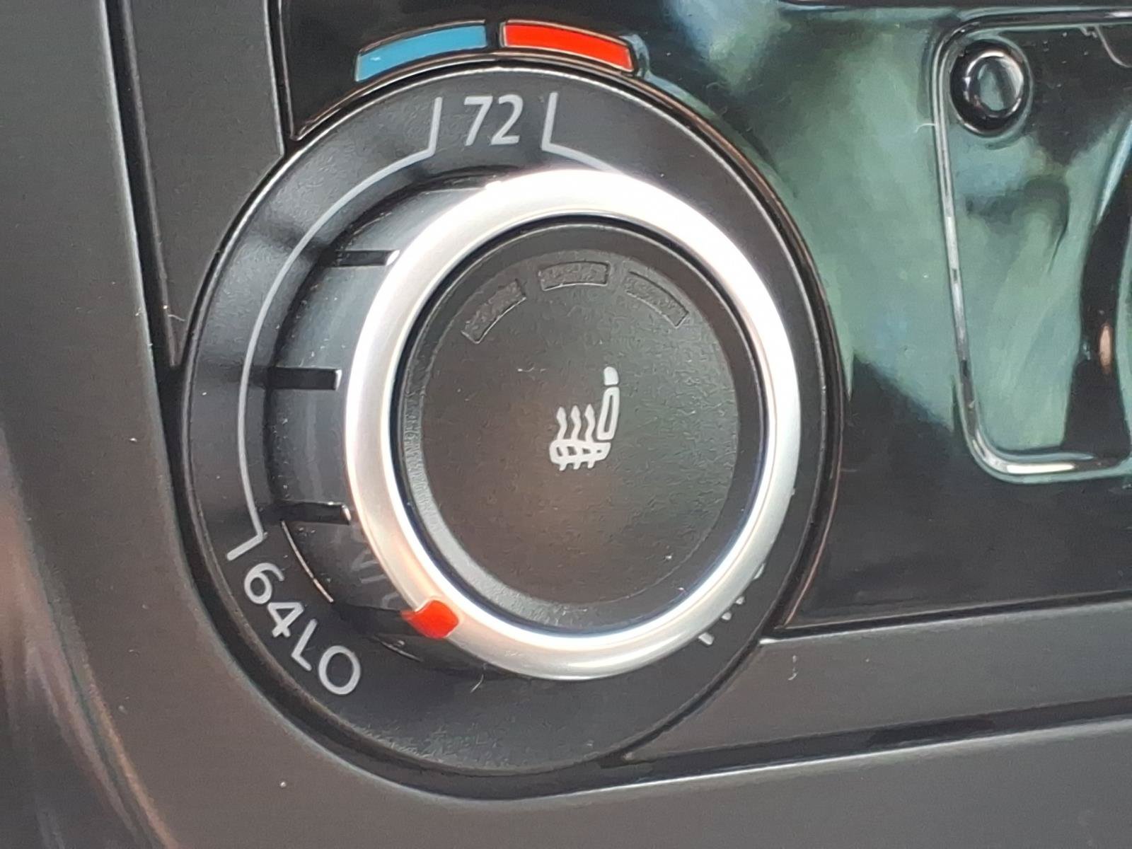 Used 2011 Volkswagen Tiguan SE FWD image 9