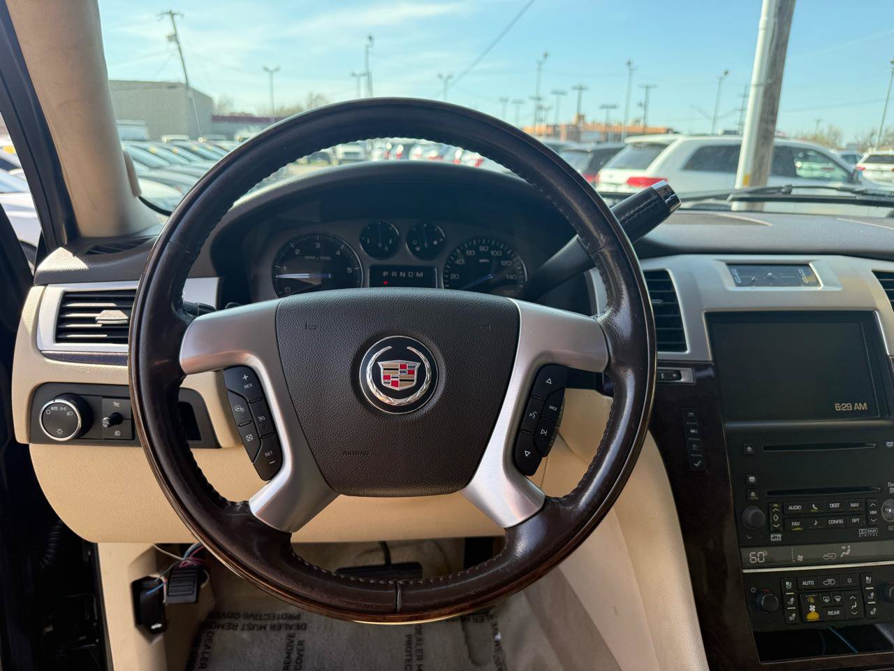 Used 2007 Cadillac Escalade AWD w/ Information Package image 19