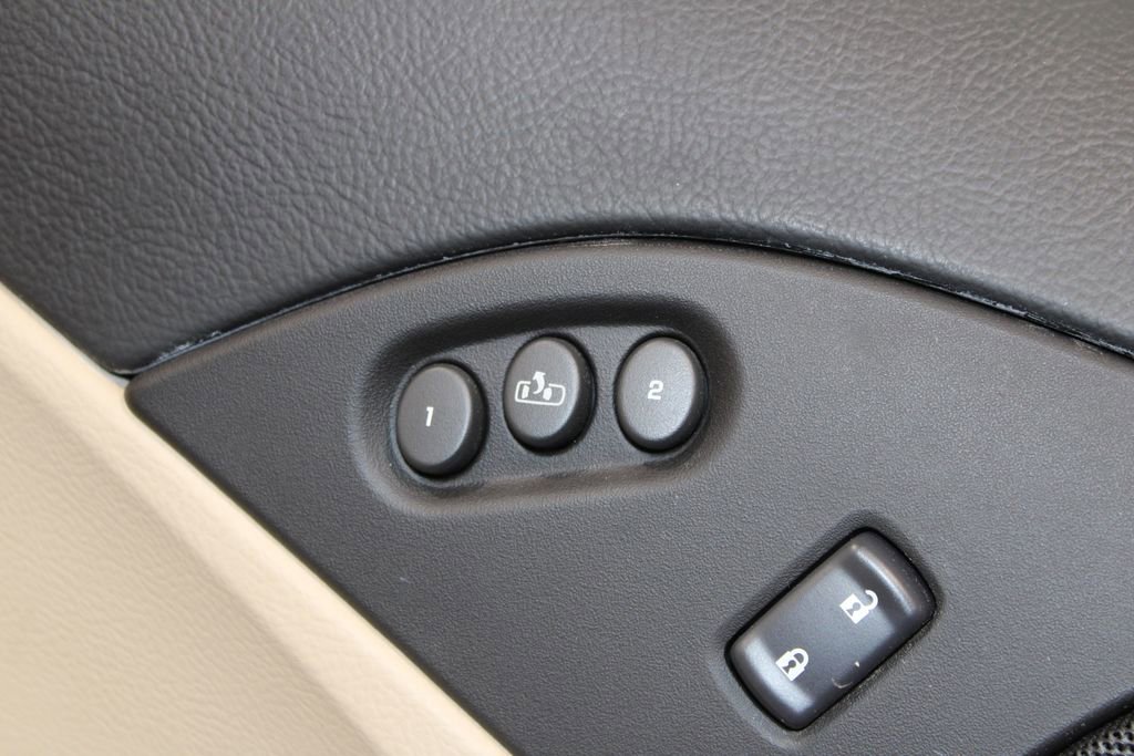 Used 2013 Chevrolet Corvette Coupe w/ 3LT Preferred Equipment Group image 32