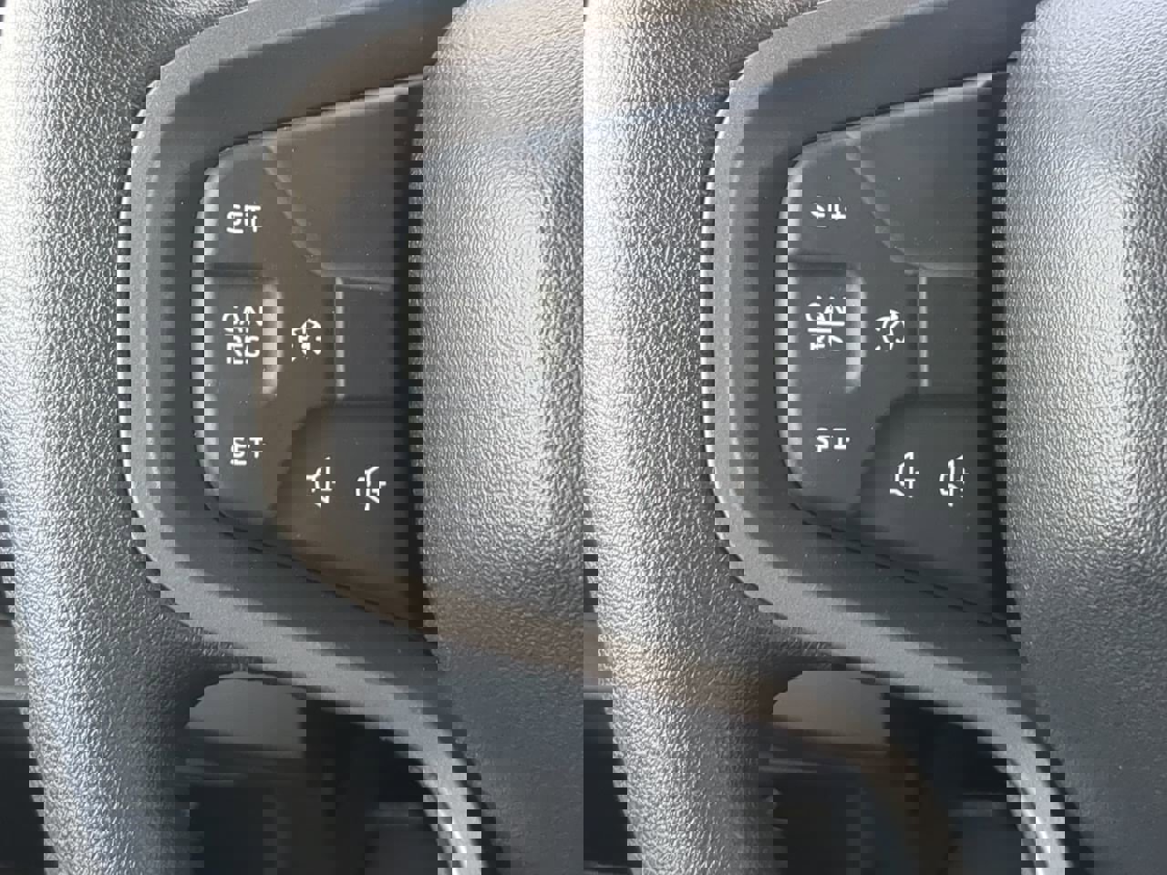 New 2025 Ford Bronco 4-Door image 21