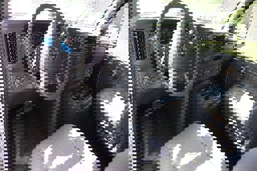 New 2025 GMC Savana 2500 w/ Driver Convenience Package image 7