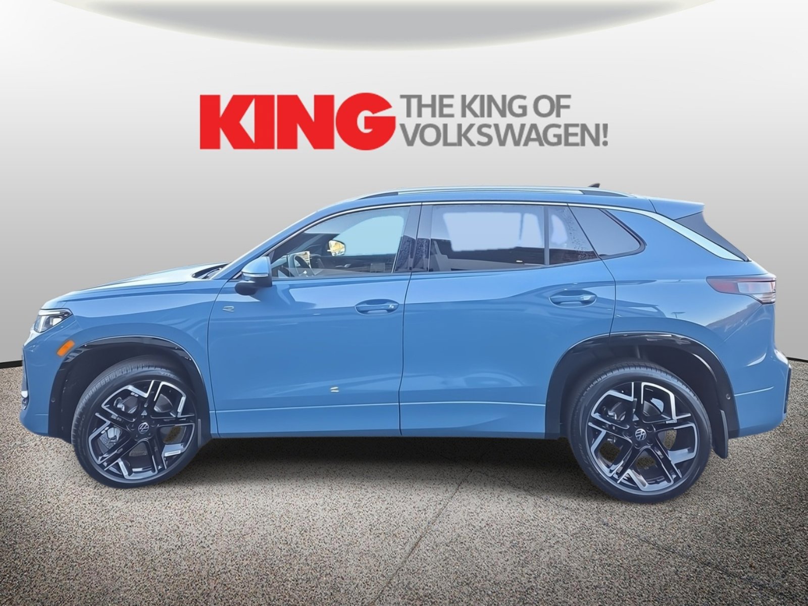 New 2026 Volkswagen Tiguan SEL R-Line image 7