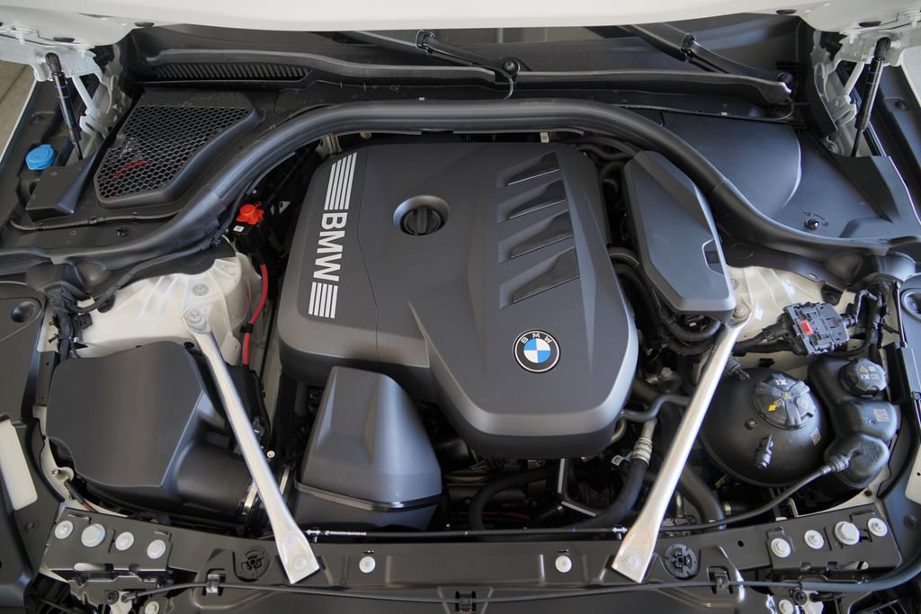 New 2027 BMW 530i w/ M Sport Package RWD image 21