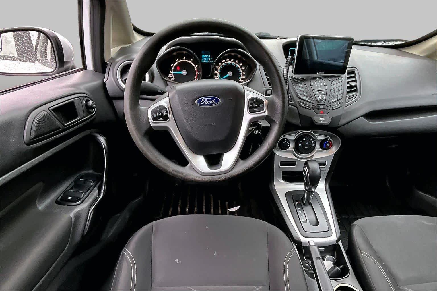Used 2017 Ford Fiesta SE FWD image 6
