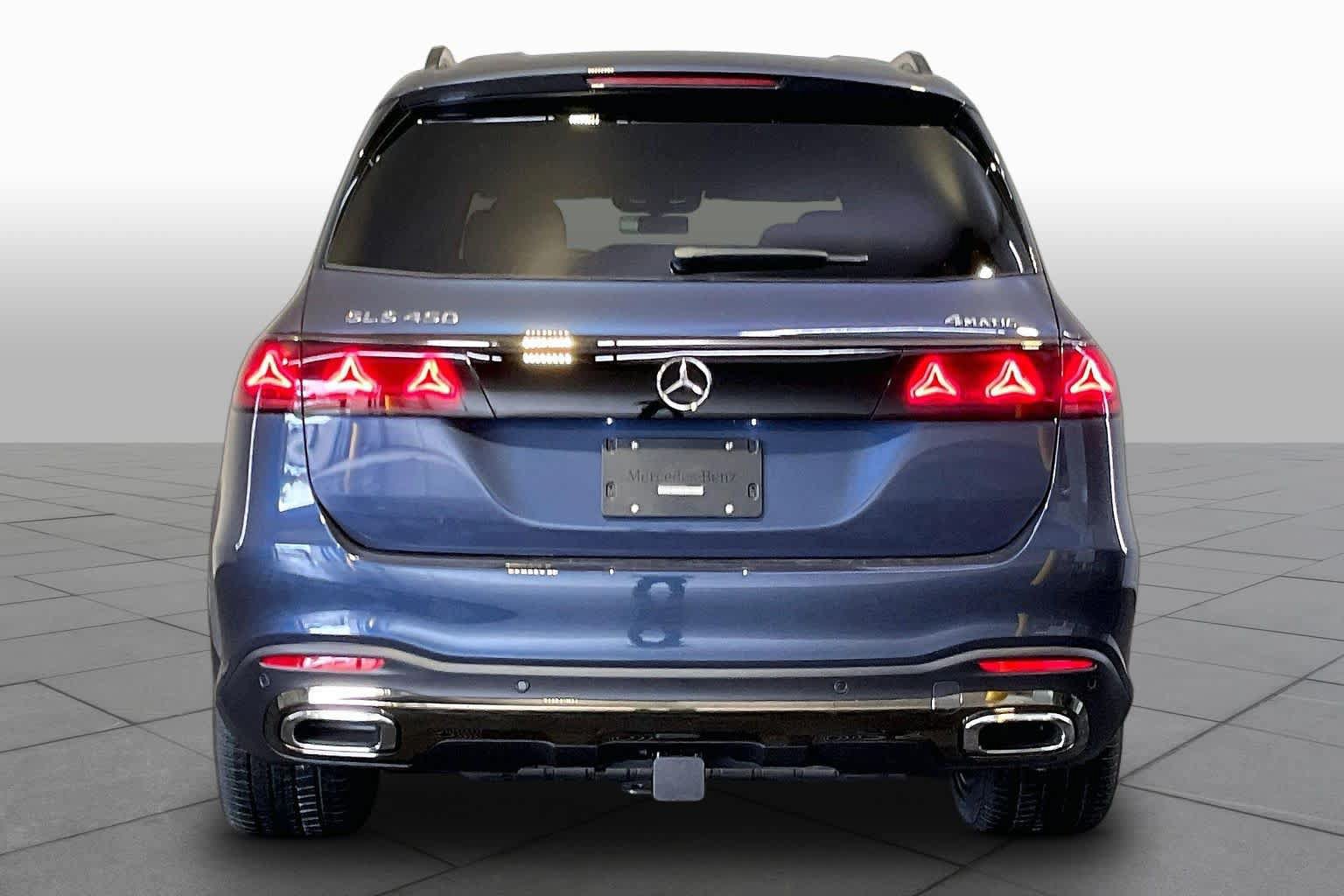 New 2027 Mercedes-Benz GLS 450 4MATIC image 4