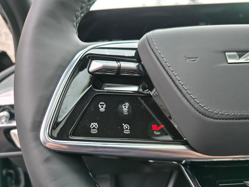 New 2026 Cadillac Lyriq V image 25