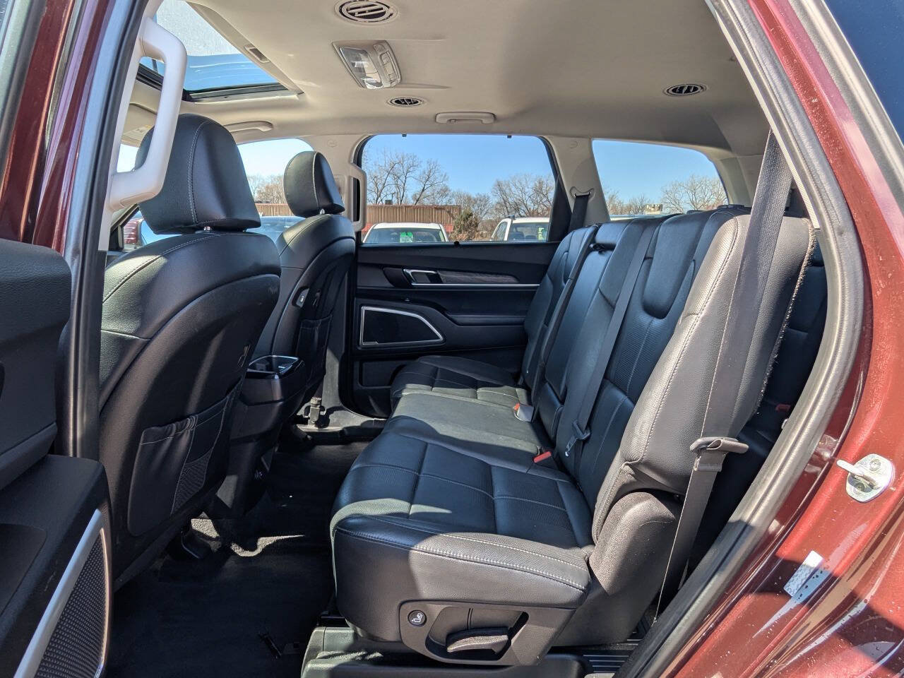 Used 2020 Kia Telluride EX w/ Towing Package AWD/4WD image 13