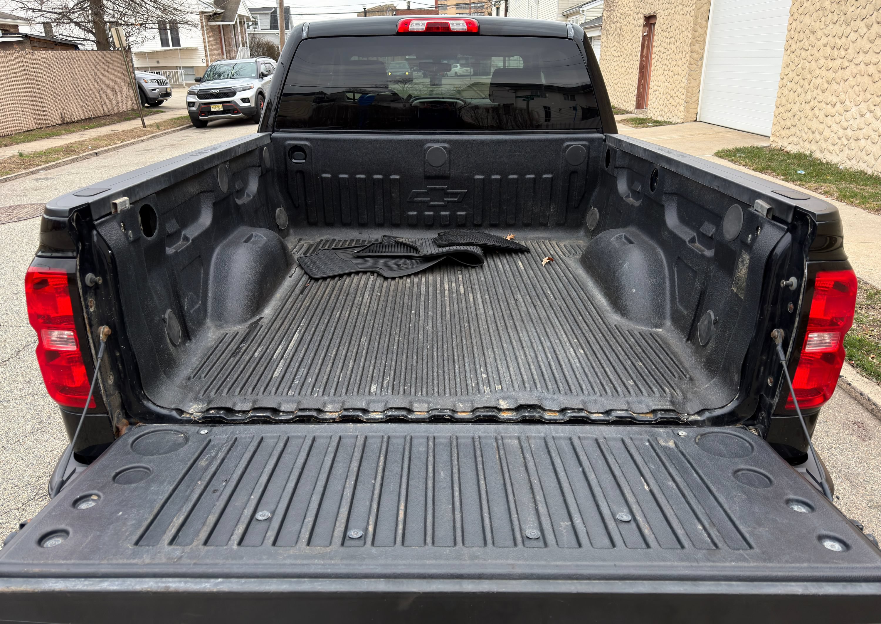 Used 2017 Chevrolet Silverado 1500 LT w/ All Star Edition AWD/4WD image 10