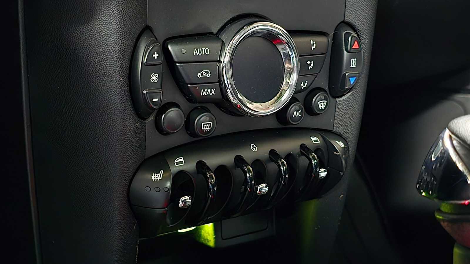 Used 2013 MINI Cooper Clubman FWD image 31