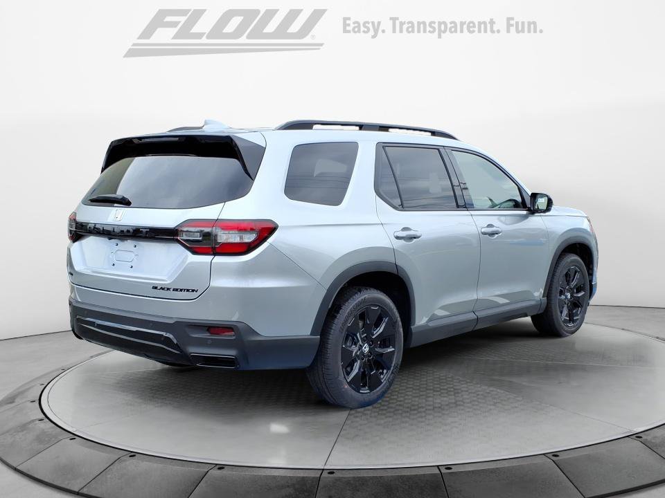 New 2026 Honda Pilot Black Edition image 7